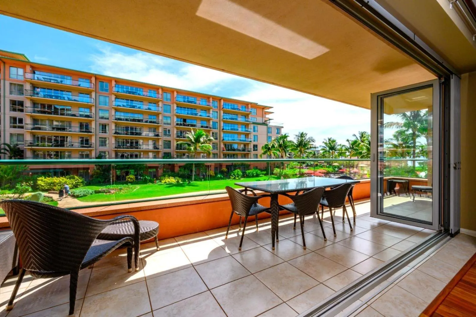 Kbm Resorts Free Car Honua Kai Konea Hkk-245 Large Ocean View Villa Kaanapali